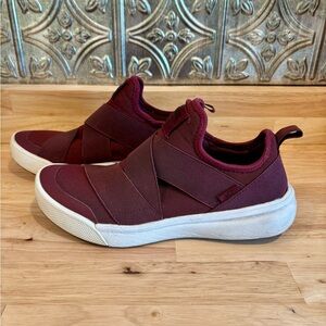 Vans Ultrarange Gore Women’s Slip-On Sneakers size 8.5